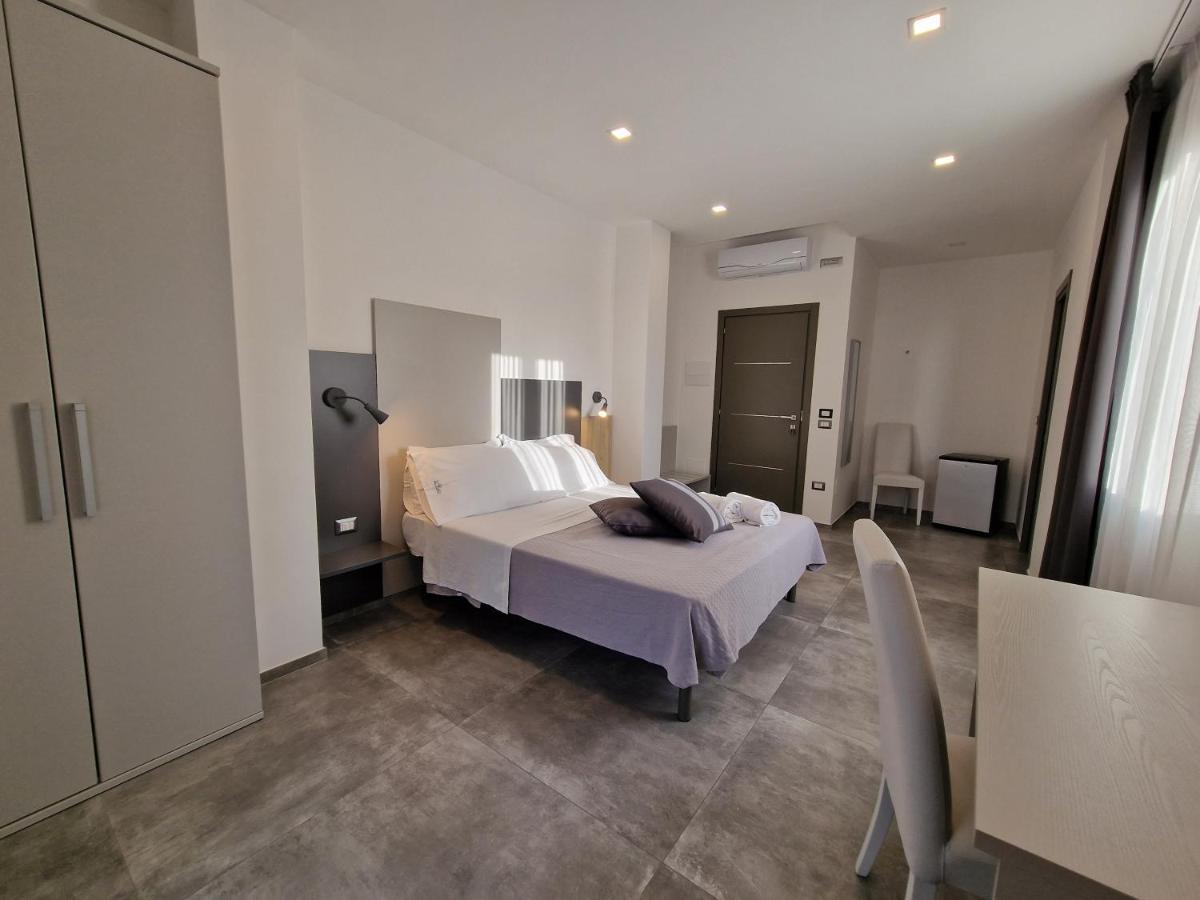 Marebed Apartments & Rooms ปอร์โตเชซาเรโอ ภายนอก รูปภาพ