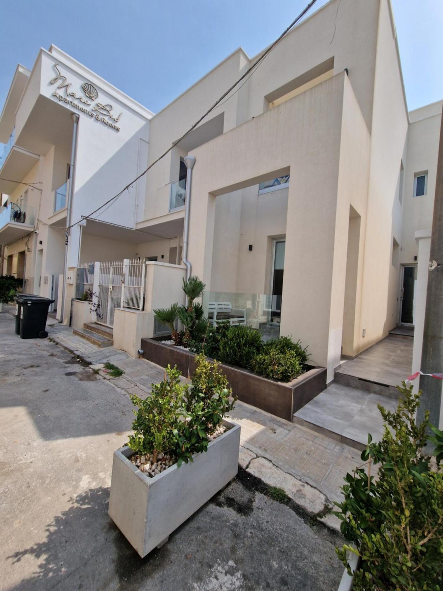 Marebed Apartments & Rooms ปอร์โตเชซาเรโอ ภายนอก รูปภาพ